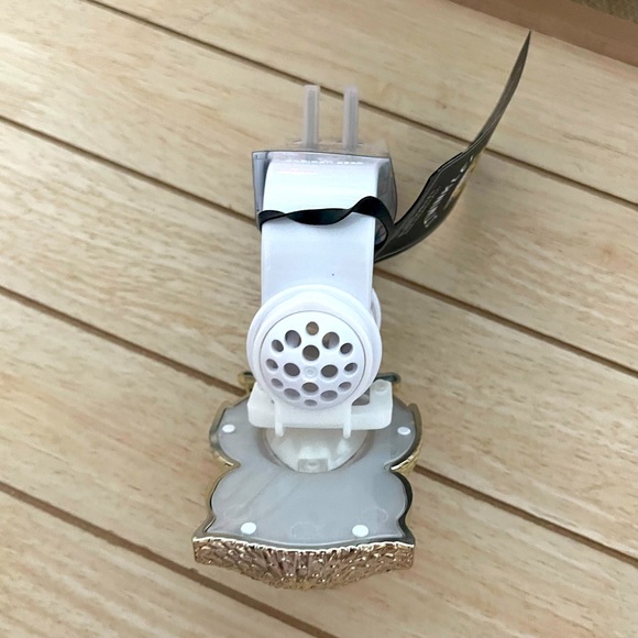 Bath & Body Works Fall Fiber Optic Owl Nightlight Wallflower Fragrance Plug - Picture 9 of 11